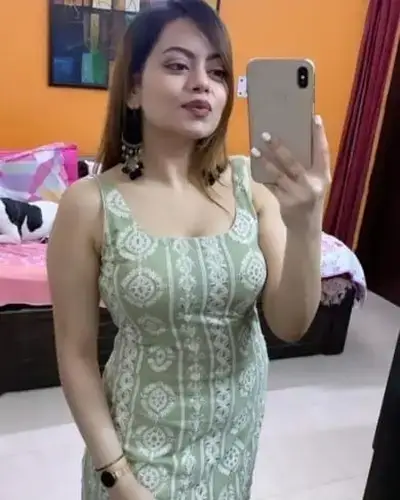 Call Girl in Vijapur